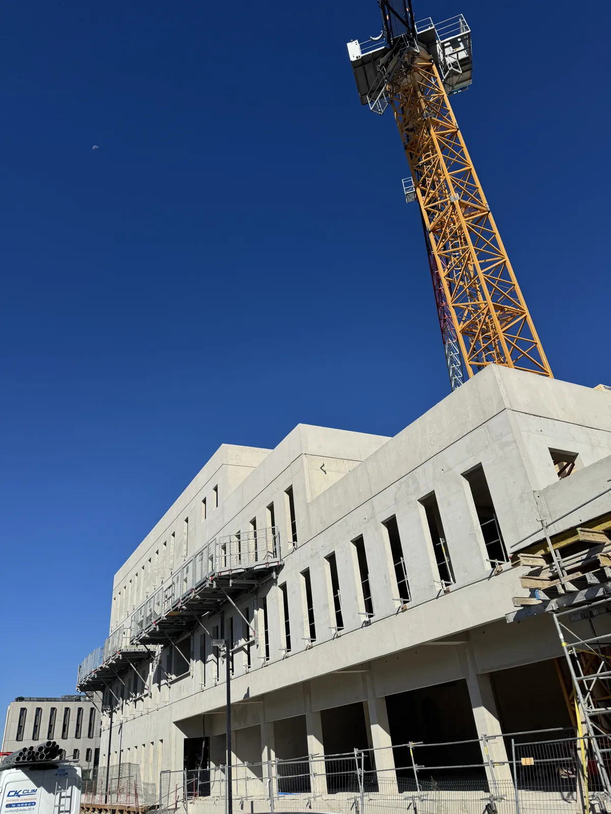 Chantier Panorama, immeuble de bureaux et commerces en construction, Nîmes